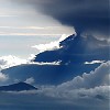 Tungurahua wciąż pluje dymem i lawą